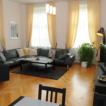 Royal Road Apartment Praha Eksteriør bilde